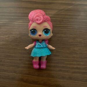 L.O.L. Surprise! Glitter Doll with Pink Hair and Teal Outfit